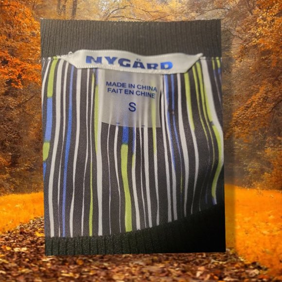 NWT Nygard black knit layered sweater, size Small. - Picture 3 of 6